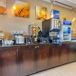 Comfort Inn & Suites Northeast - Gateway