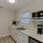 Drift Hotel