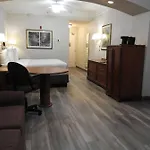 La Quinta Inn And Suites Fort Myers I-75