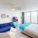 Island Inn Beach Resort