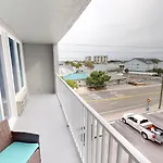 Island Inn Beach Resort