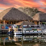 Ramada By Wyndham Sarasota Waterfront
