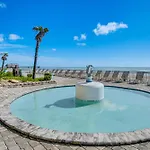 Cozy Daytona Beach Condo - Steps To Ocean!