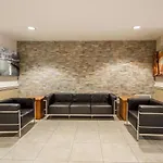 Suburban Studios Melbourne Airport