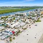 Stylish Hobe Loft Cozy Beach Unit #3