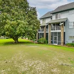 Sunny Titusville Retreat Near Space Coast!