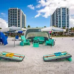 Wyndham Grand Clearwater Beach