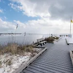Incogbeacho - 505 Defuniak Street