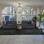 La Quinta I-95 Deerfield Beach - Next To The Home Depot & Behind The Wawa