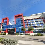Global Rent Apart - Costa Hollywood