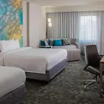 Courtyard By Marriott Orlando Lake Buena Vista In The Marriott Village