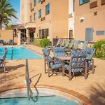 Courtyard By Marriott Pensacola Downtown