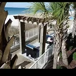 Beautiful Beachfront Views - The Retreat At Emerald Isle