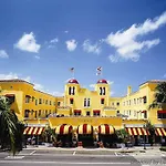 Colony Hotel & Cabana Club
