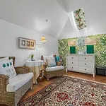Windemere Inn By The Sea