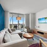Water View Building With Pool - 5-Min Walk To The Beach