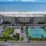 Steps To Oceanside Condo