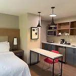 Candlewood Suites Jacksonville Southpoint