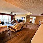 Vacation In Comfort And Luxury - 2Br Oceanview - Wyndham Ocean Walk Resort 2332