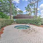 8 Mi To Honeymoon Island Golf Getaway With Balcony!