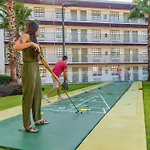 Avanti International Resort