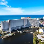 Laketown Wharf #320 By Nautical Properties
