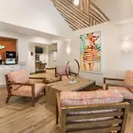 Best Western Plus Beach Resort