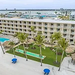 Best Western Plus Beach Resort