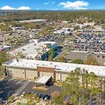 La Quinta Inn & Suites by Wyndham Jacksonville Mandarin