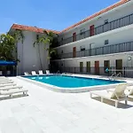 Sunny Isles Apartments By Miarentals