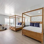 Seabreeze At Anna Maria Island Inn