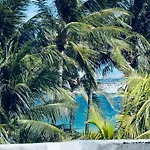 Apartment At De Soleil Hotel On Ocean Drive