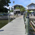 Dolphin Inn