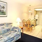 Hideaway Sands Resort