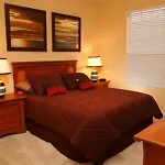 Vista Cay Apartments