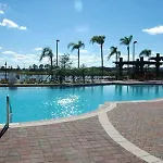 Vista Cay Apartments