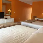 Camelot Waterfront Inn