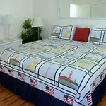 Pineapple Place