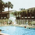 Palm Manor Resort