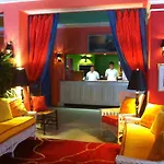 Colony Hotel & Cabana Club