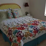 Island\'S End Resort