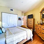 Mandalay Beach Club 603