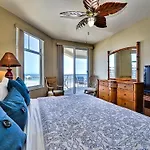 Mandalay Beach Club 603