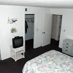 Palm Manor Resort