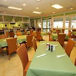 Cedar Tennis Resort
