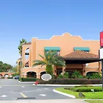 Ramada By Wyndham Kissimmee Downtown Hotel