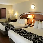 Monte Carlo Inn- Near Disney