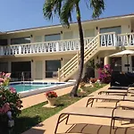 Deerfield Beach Motel