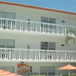 Deerfield Buccaneer Resort Apartments