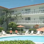 Deerfield Buccaneer Resort Apartments